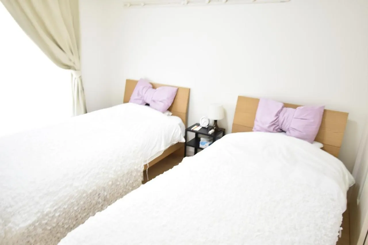 1Min Walk To The Station Aparthotel Osaka