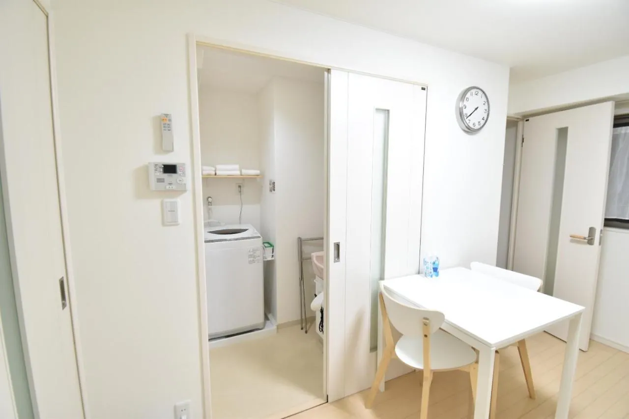 1Min Walk To The Station Aparthotel Osaka 3*,